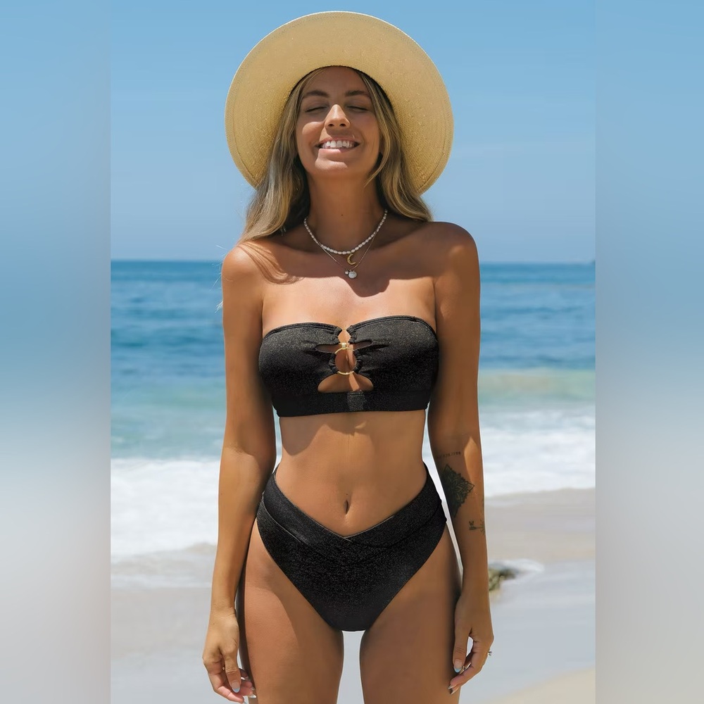 Cupshe Sparking Lurex O-Ring Bandeau & Cheeky Bikini Set